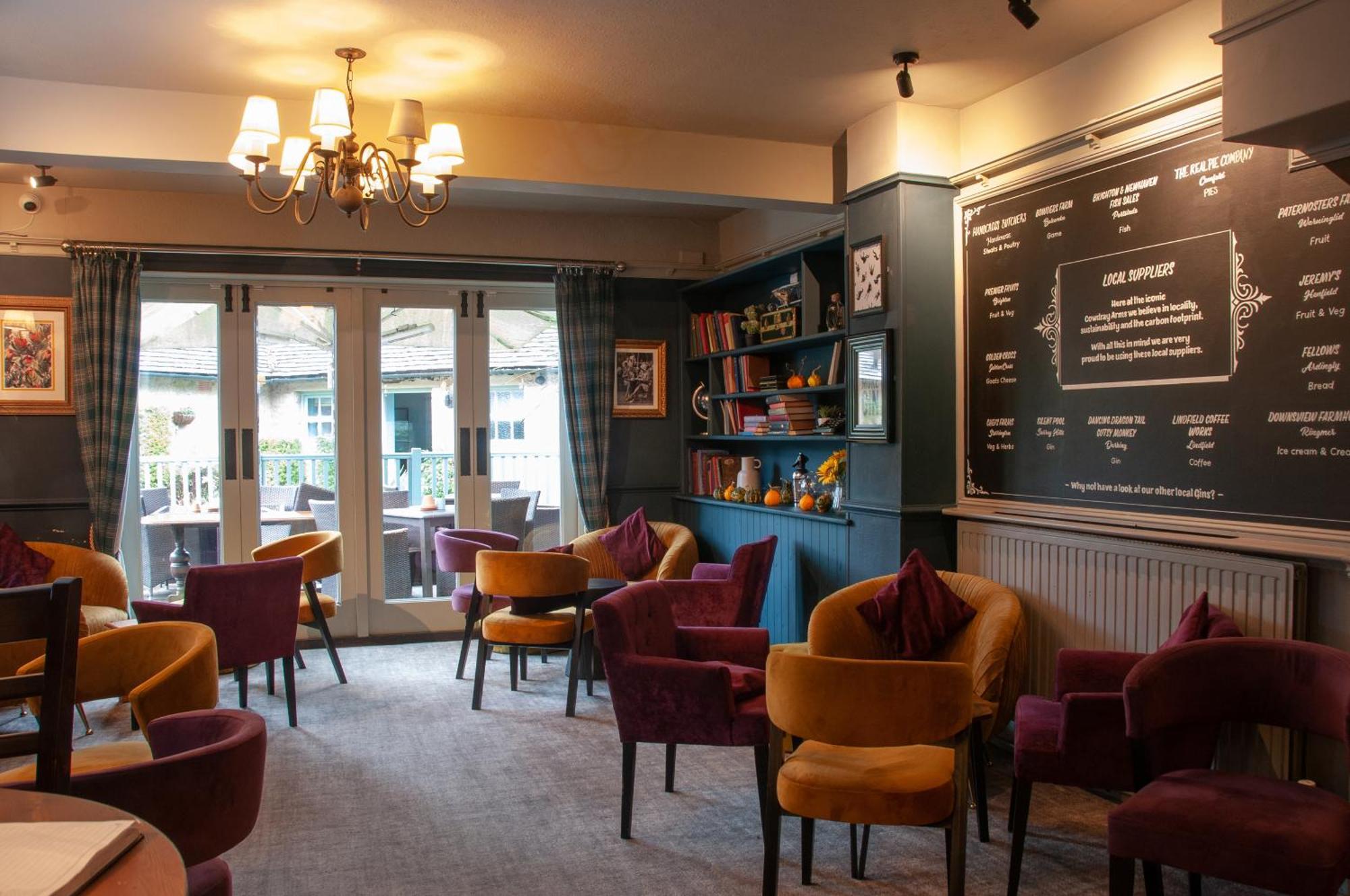The Cowdray Arms Bed & Breakfast Worth  Exterior foto